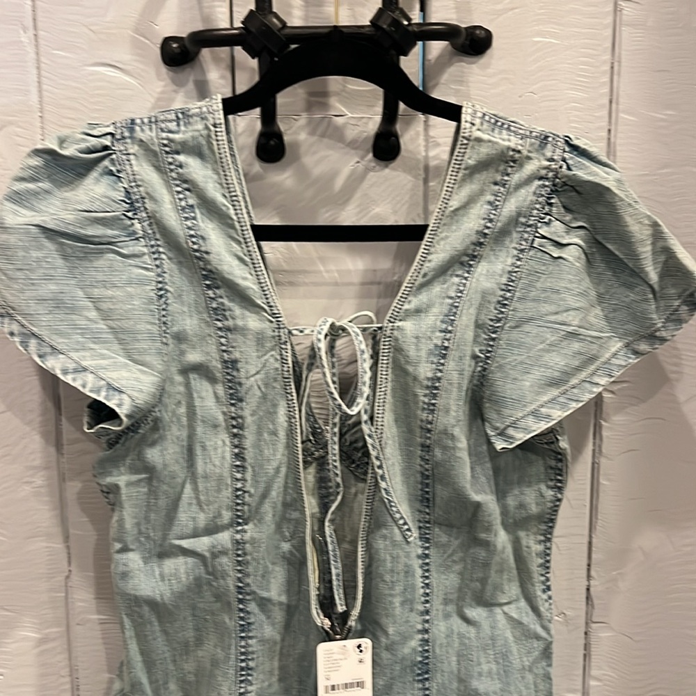 We The Free Light Blue Denim Romper Size M NWT - Picture 5 of 10